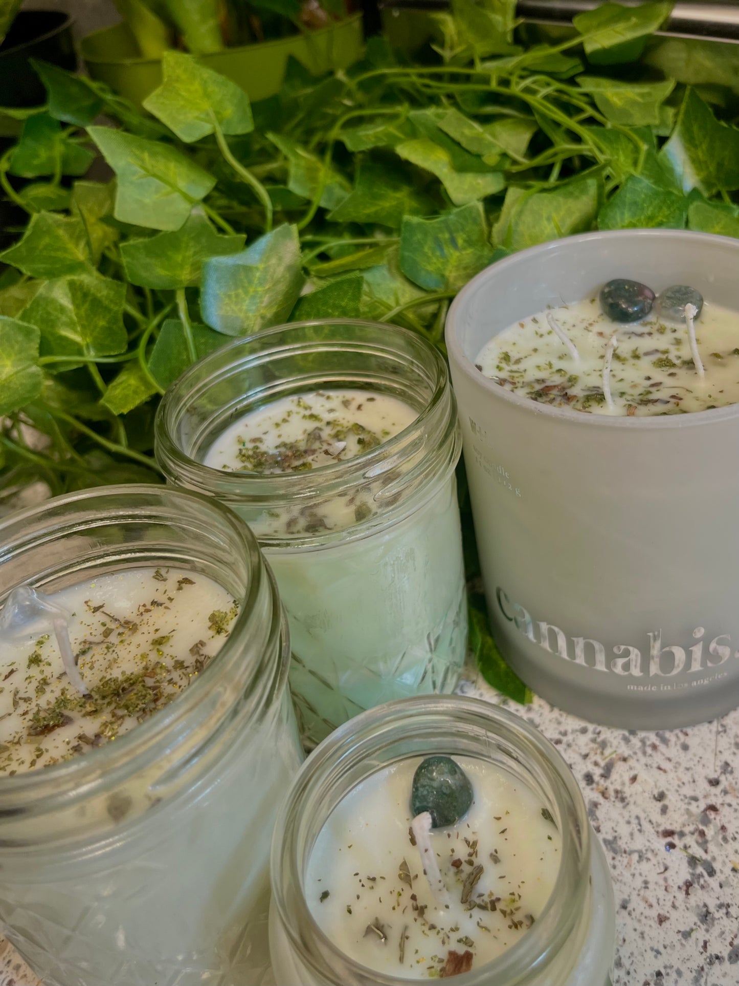 Cannabis Healing Candle π